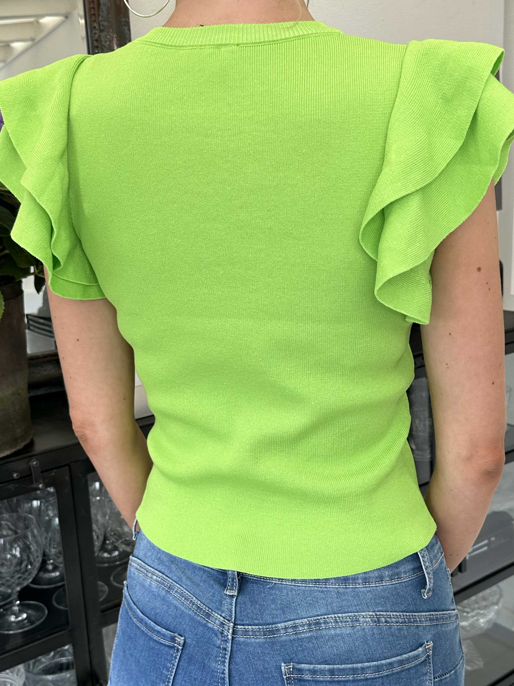 Eva - Feminin t-shirt med søde flæseærmer